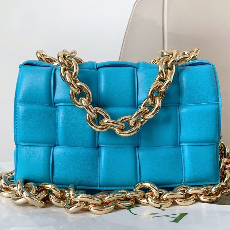 보테가 베네타 더 체인 카세트 백